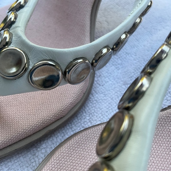 LE SILLA Studded Kitten Heel Slide Thong Sandal 9 39 - Picture 3 of 16